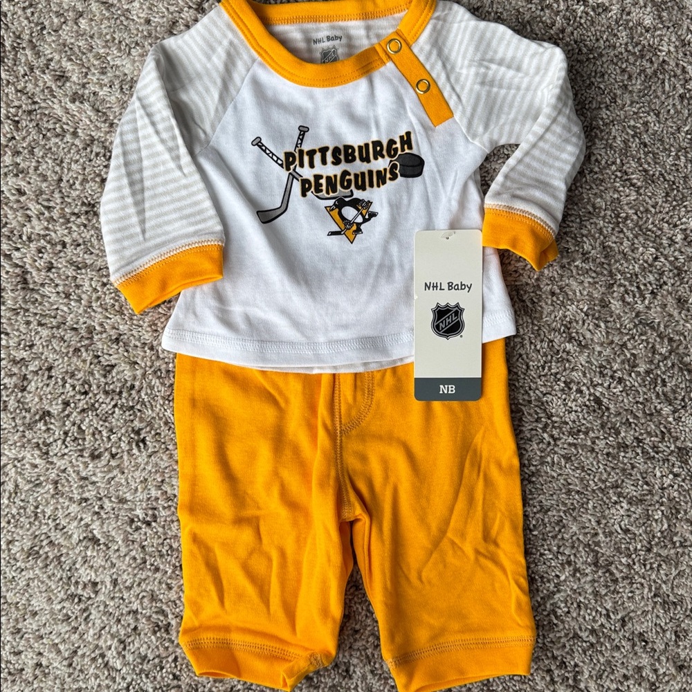 NWT Pittsburgh Penguins set (3 m)